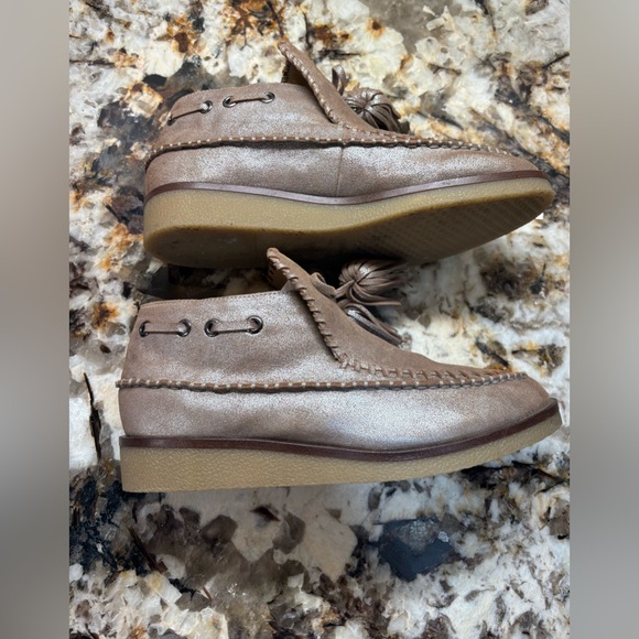 AEROSOLES Shimmering Loafers - Picture 7 of 12